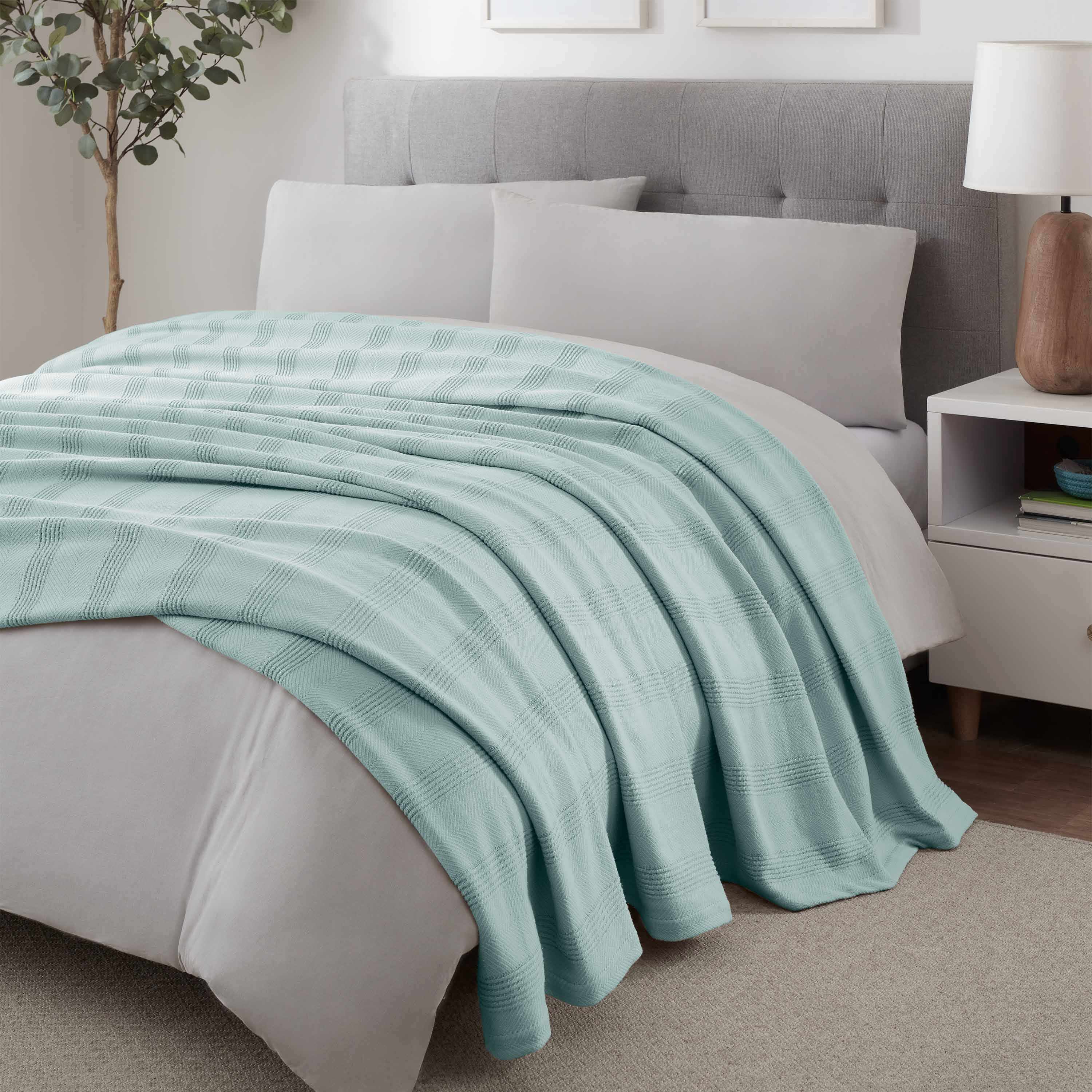 Lightweight Breathable 100% Cotton Knit Blanket – All-Season Bed Blanket – Full/Queen Size – Blue
