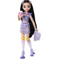 thumbnail image 1 of Muñeca de moda Barbie Dream Besties Renee con accesorios, 1 of 6