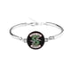 thumbnail image 4 of Conjunto de collar, pendientes y brazalete de aleación de vidrio de Riverdale, 4 of 9