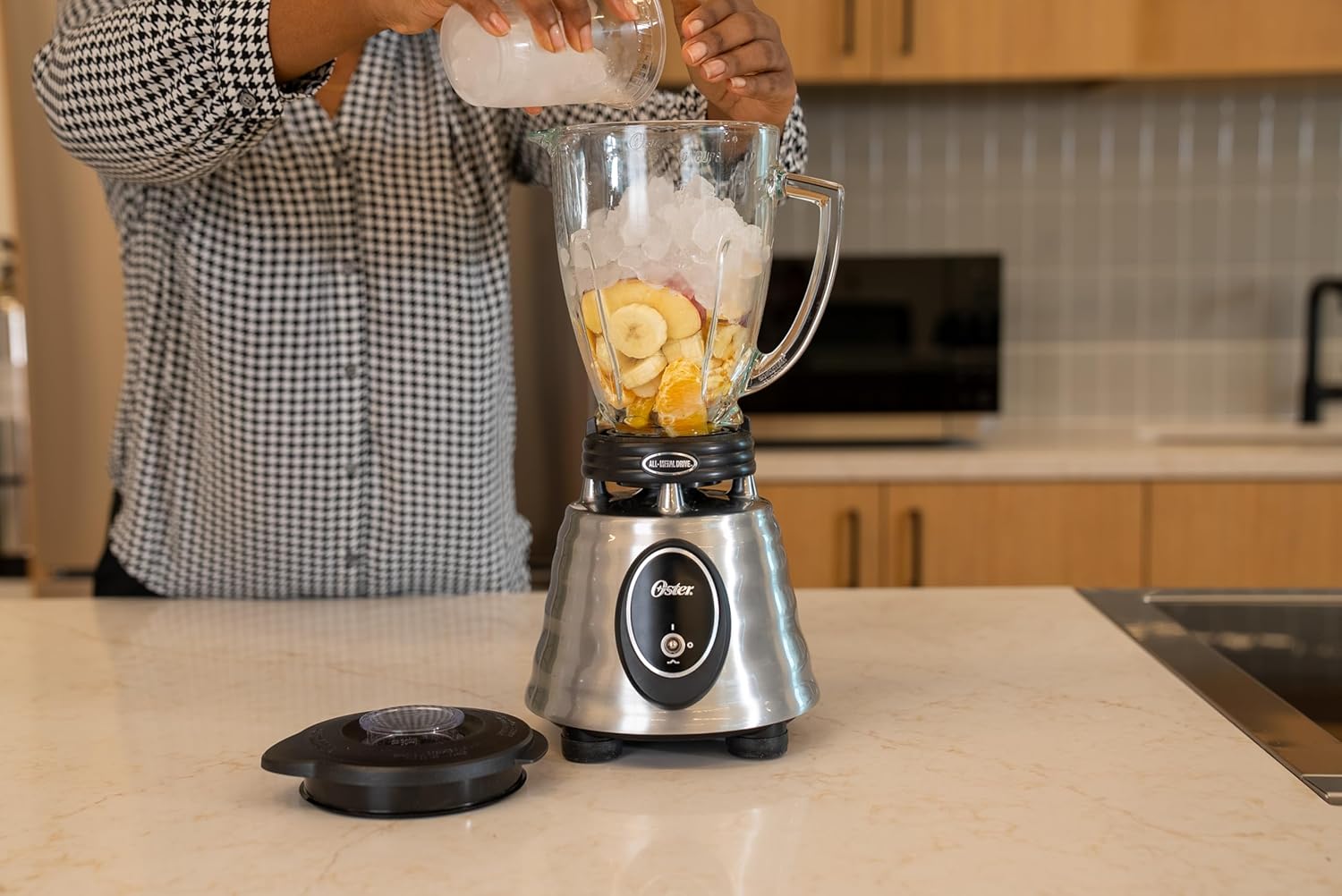 Classic Series Heritage Blender with 6-Cup Glass Jar, 1000W Power, Stainless Steel Countertop Kitchen