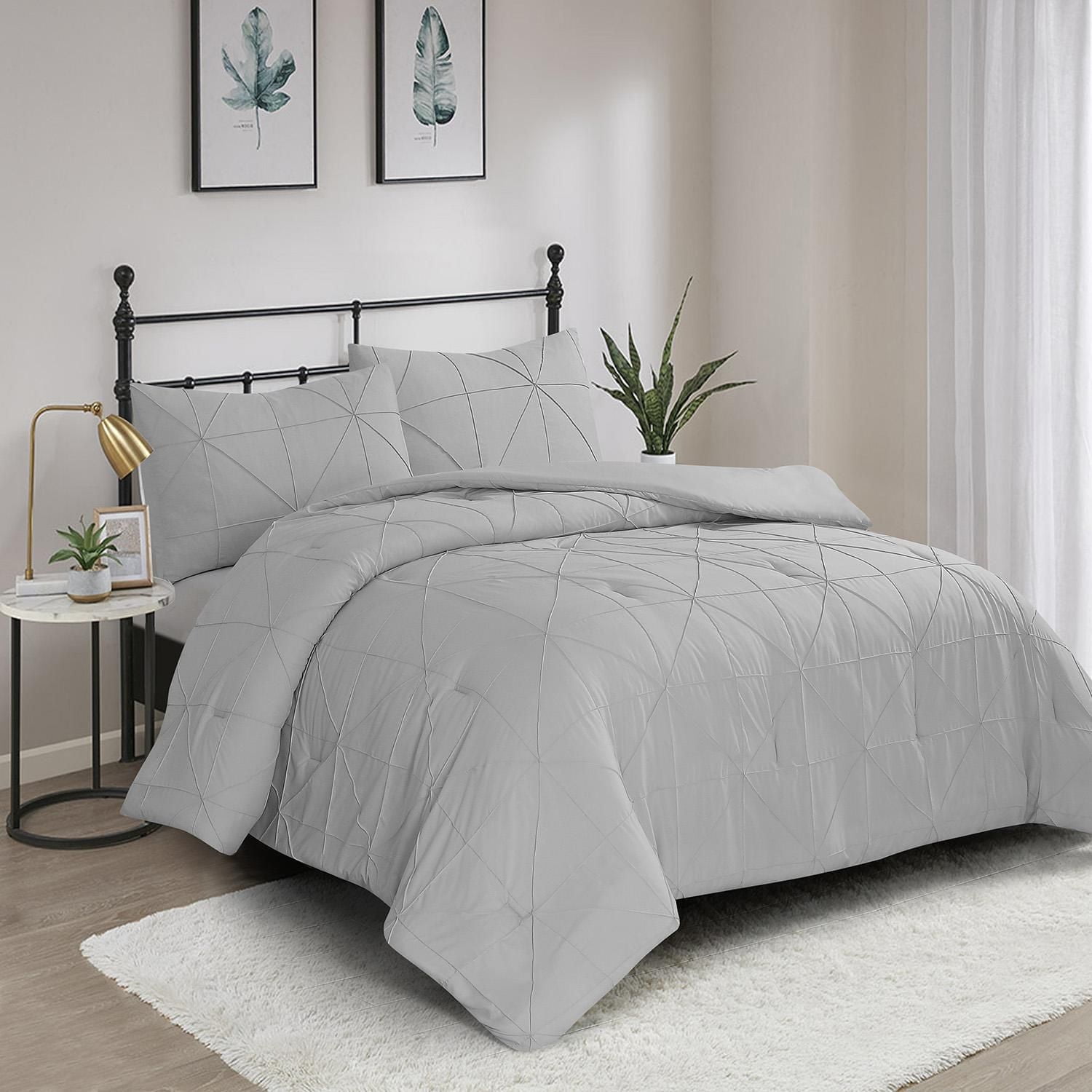 3 Pieces Hartford Pintuck Comforter Set