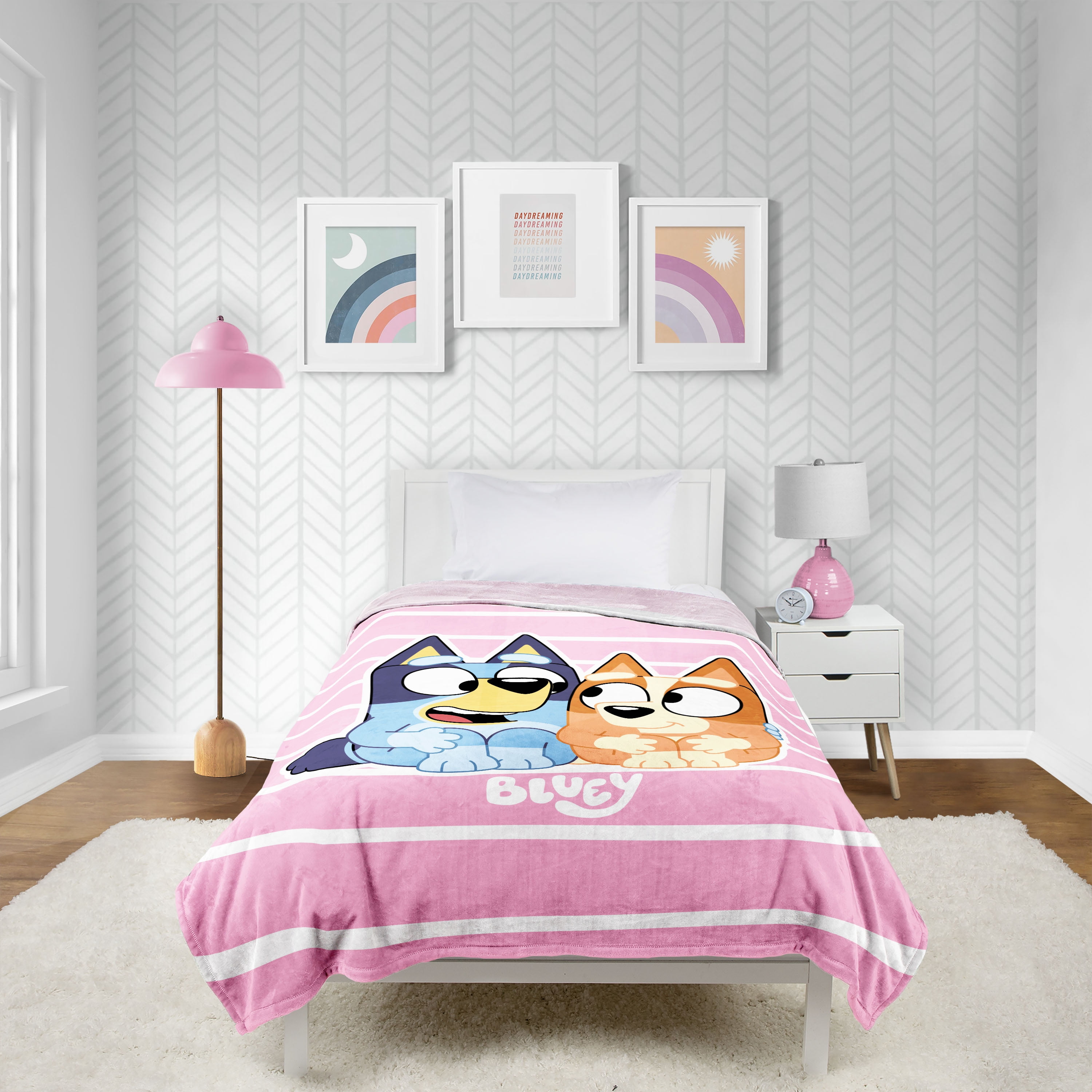 Bluey Kids Twin/Full Blanket, 62 x 90, Microfiber, Pink, BBC