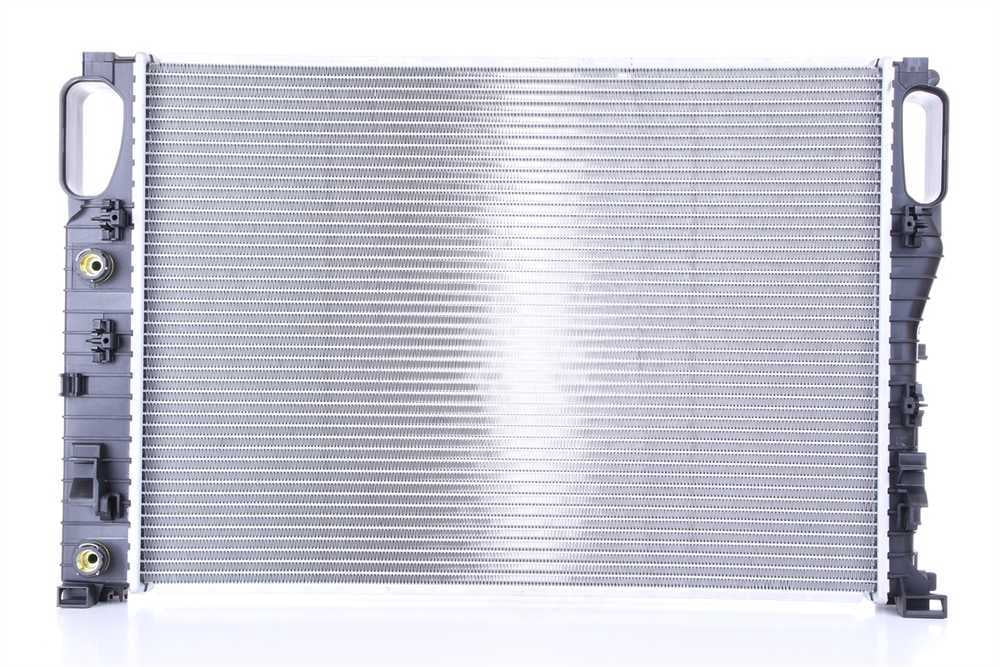 Nissens 67102A Radiator w/Integrated Transmission Oil Cooler