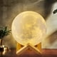 thumbnail image 2 of Lámpara de luna YONGSHENG Luz de noche de luna Impresión 3D 16 colores CON soporte Y CONTROL REMOTO recargable por USB, 2 of 5