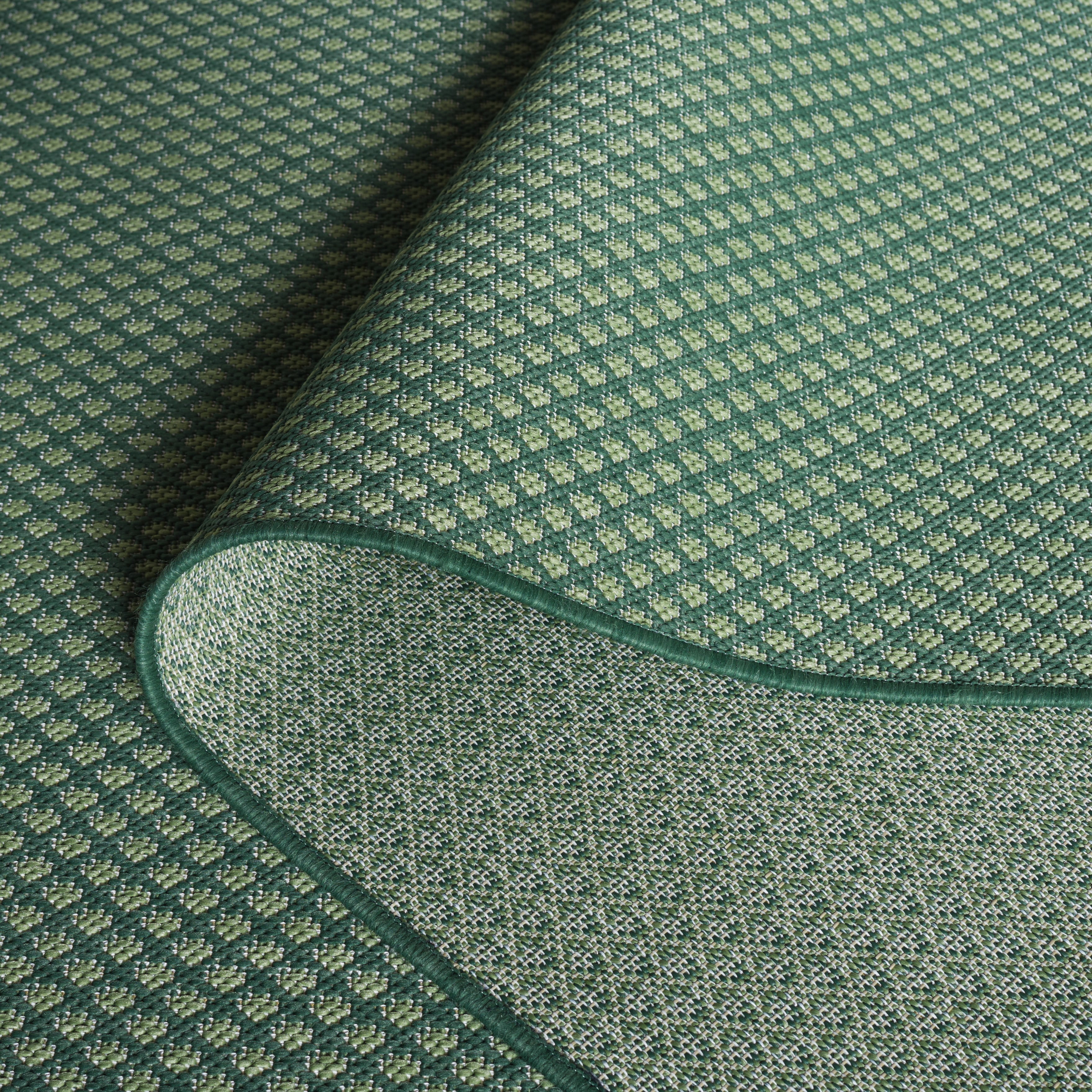 SAFAVIEH Terrace Gina Geometric Indoor/Outdoor Area Rug, Green/Ivory, 5'3" x 7'6"
