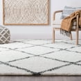 thumbnail image 6 of Bliss Rugs Transitional Diamond 5'3'' Round White and Gray Polypropylene Indoor Area Rug, 5'3'' Round, 6 of 8