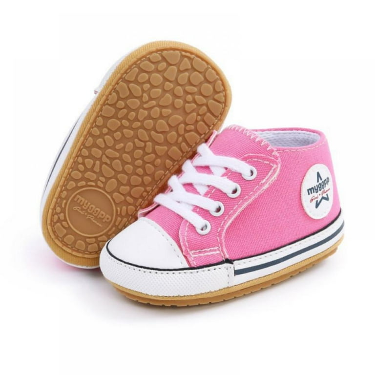 Baby girl best sale converse crib shoes