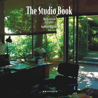 Pre-Owned The Studio Book (Hardcover) by Melba Levick, Kathleen Riquelme