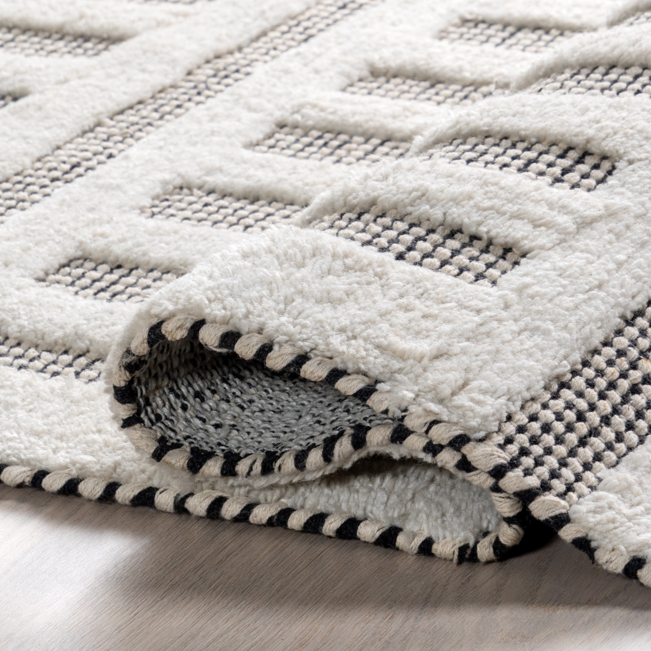 Rugs USA Merrick Tasseled Cotton and Wool Area Rug, 2' 6" x 8', Runner, Merrick Black