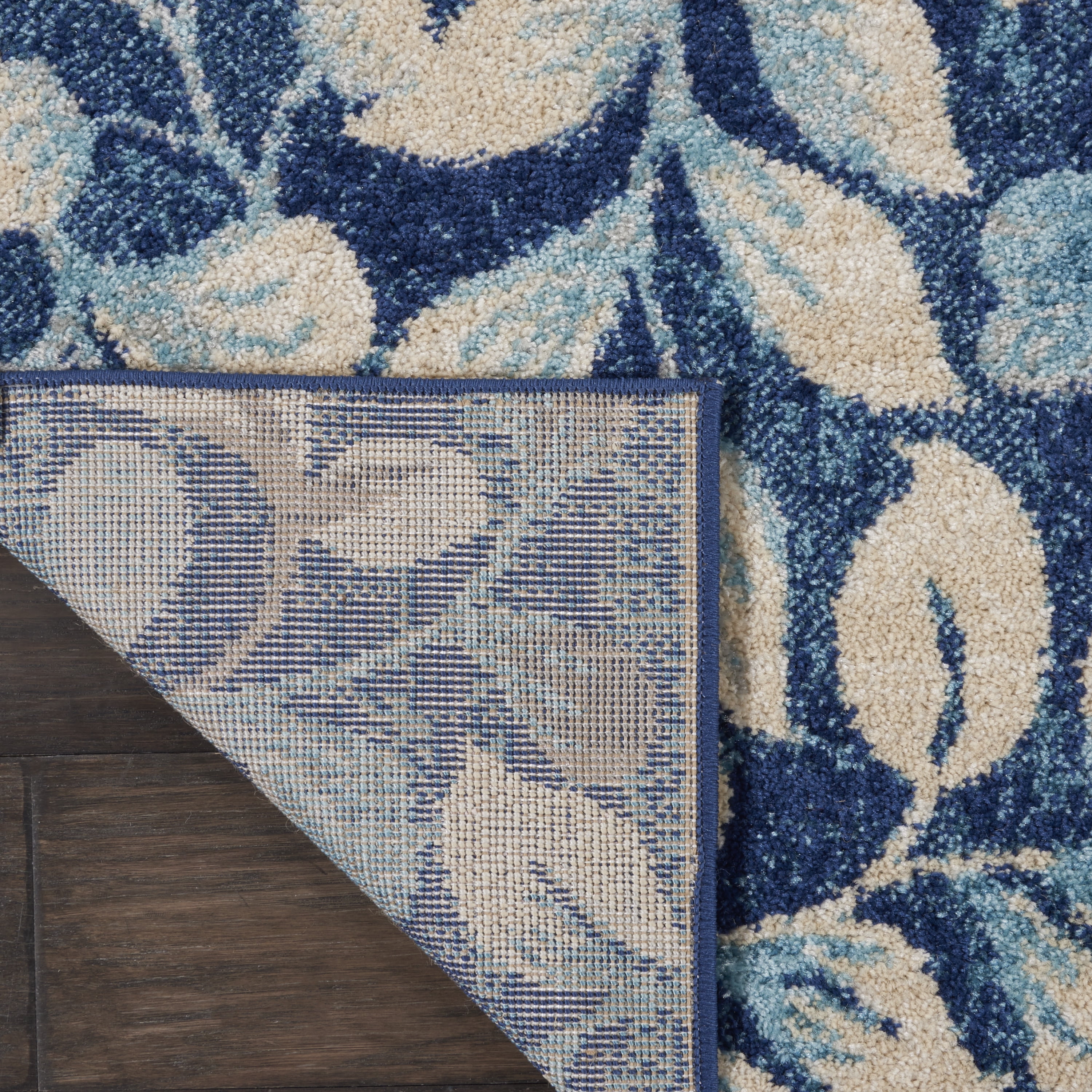 Serene Contemporary Botanical Navy 2' x 4' Area Rug, (2' x 4')