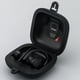thumbnail image 5 of Funda para auriculares inalámbricos Inteprter True con gancho protector de Silicona negro, 5 of 5
