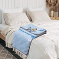 thumbnail image 1 of Edredón tamaño queen, manta absorbente de sudor, ropa de cama suave y ligera para quienes duermen con calor, 228 x 198 cm, para el hogar, verano, Azul claro, 1 of 8