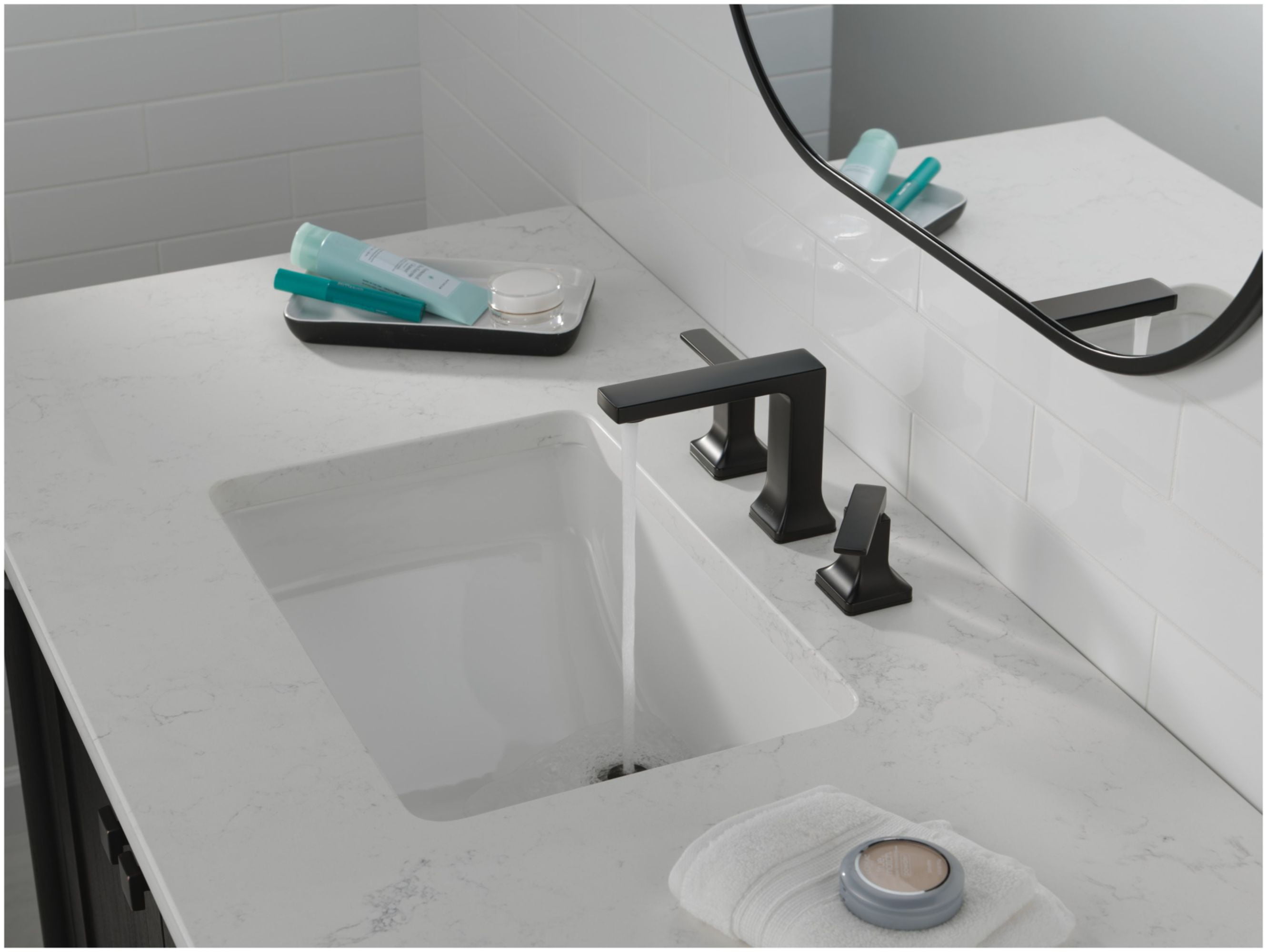 Delta 3537LF-BLMPU Velum 1.2 GPM Widespread Bathroom Faucet - Black