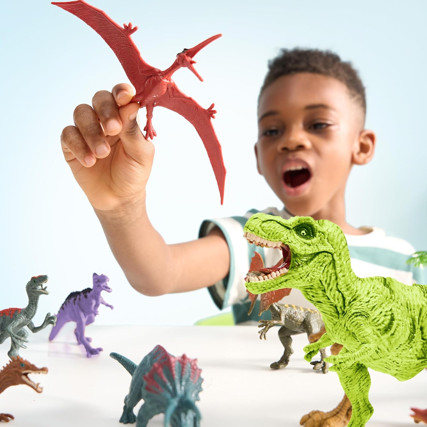 Joyfy 19-Piece Dinosaur Figures Set with Play Mat photo 8