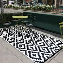 Emlimny 5 * 8 ft Plastic Straw Rug,Patio Rugs RV Camping Rug Reversible Mat, 5' * 8' Large Floor Mat and Rug for Outdoors,Black and White Rhombus Pattern