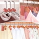 thumbnail image 4 of Bloques de cedro para guardar ropa, de Woodever, 56 unidades, con ganchos, 4 of 7