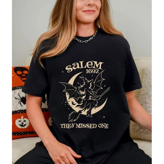 Halloween Unisex Salem 1692 Witch Moon Graphic Cotton Tee – Gift for Halloween