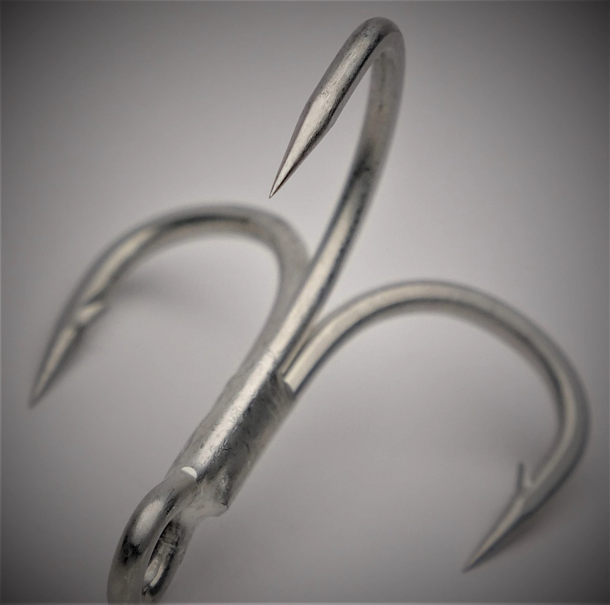 (2 pack) Tsunami SaltX Treble Fishing Hook 3X Strong Size 2/0 Matte Silver 3 Count