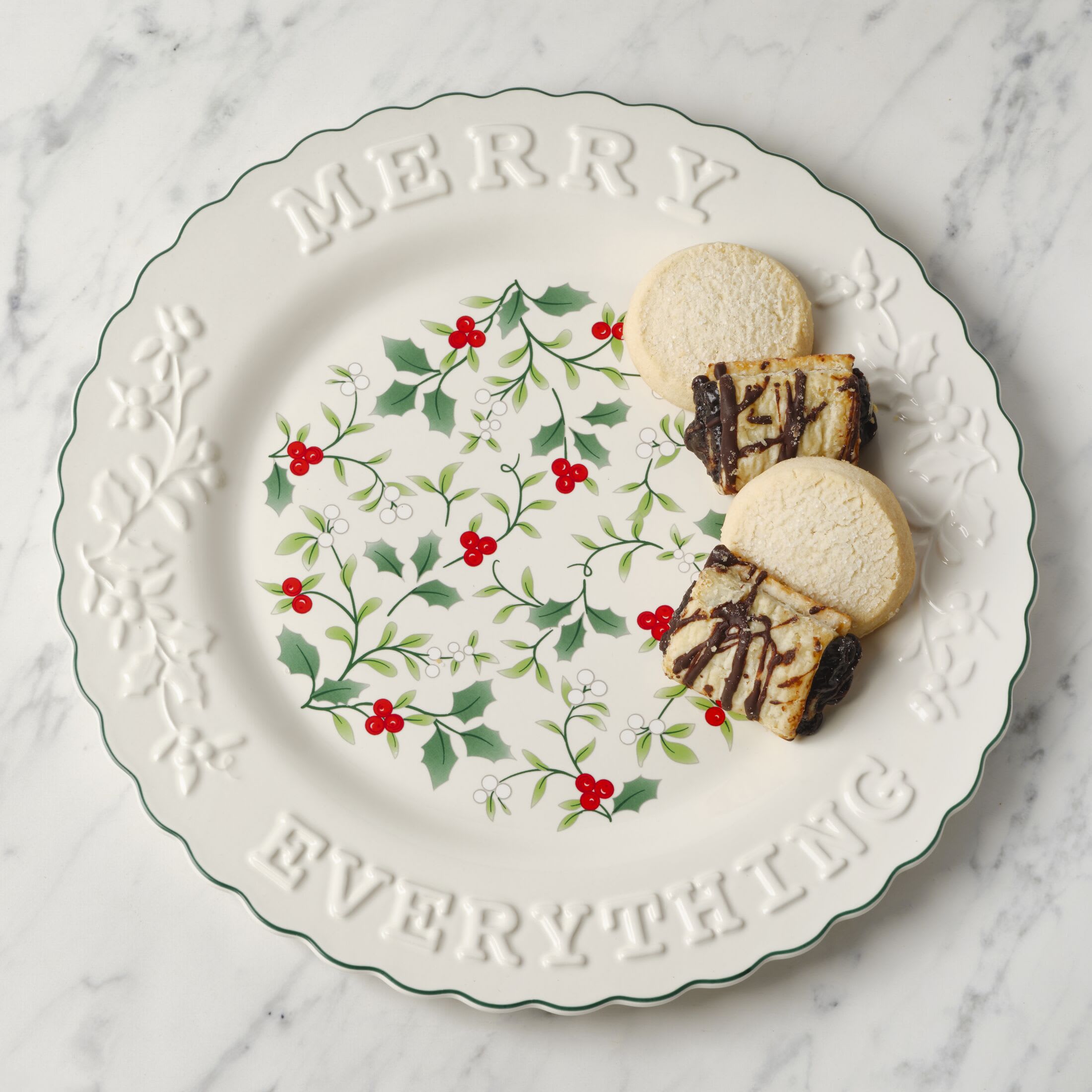 Pfaltzgraff Winterberry 12 in Stoneware Share Serving Platter Merry Everything