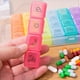 thumbnail image 4 of Pastillero Semanal con 4 Divisiones, Pastillero de 7 Días para AM y PM, Organizador de Medicamentos Mensual, Dispensador de 28 Días, 4 of 5