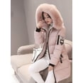thumbnail image 1 of Parka con capucha y cuello de piel para mujer, abrigo largo con diseño de bolsillos y cremallera con parche de letras a la moda, abrigos gruesos y cálidos elegantes para mujer, 1 of 2