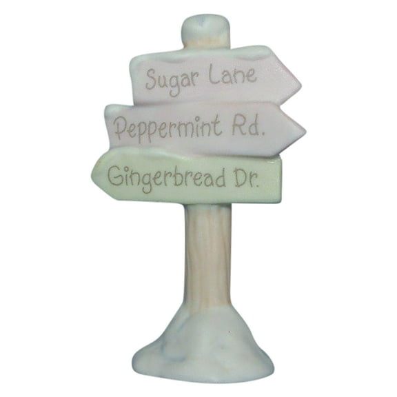 Precious Moments Figurine: 532185 Street Sign (2") Sugar Town