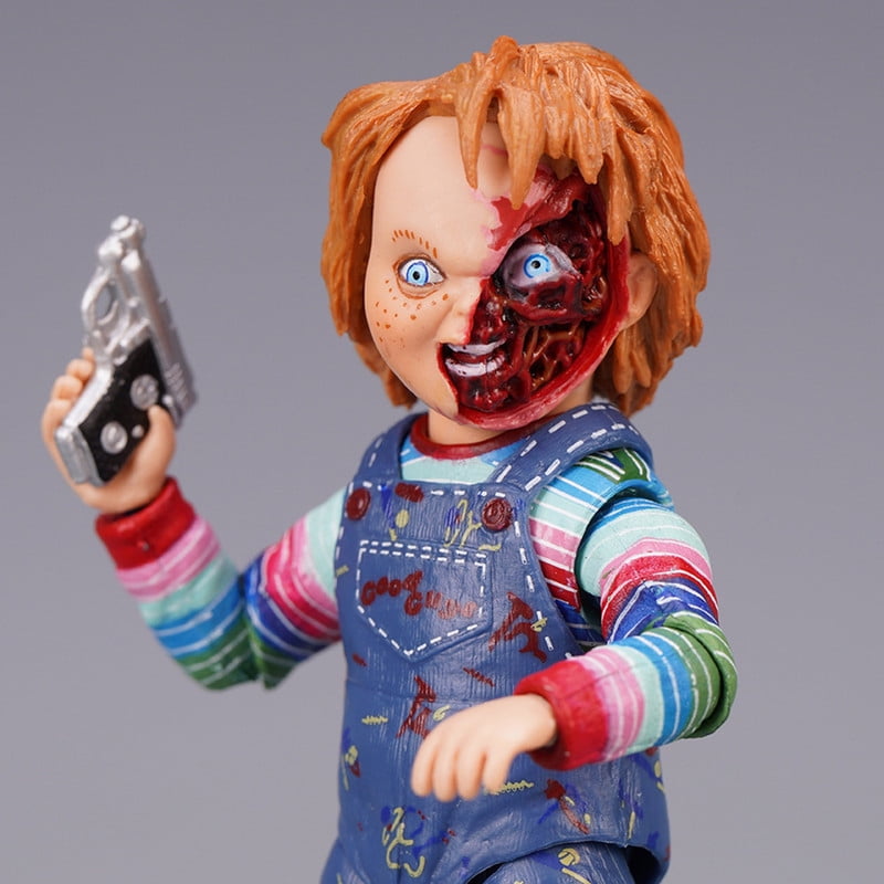 Chucky Deluxe Edition フィギュア Child's Play Chucky Deluxe 5 Point Figure Set, Figures - Amazon Canada