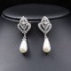 thumbnail image 2 of Collar de perlas nuevas para mujer, nicho de lujo, cien suéter a juego, cadena de clavícula, aleación JM, 2 of 4