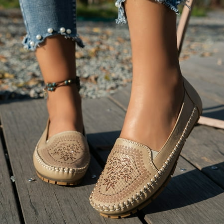 

Fall Slip-on Shoes for Women - Non-slip Patent Leather with Stylish Metallic Chain Detail