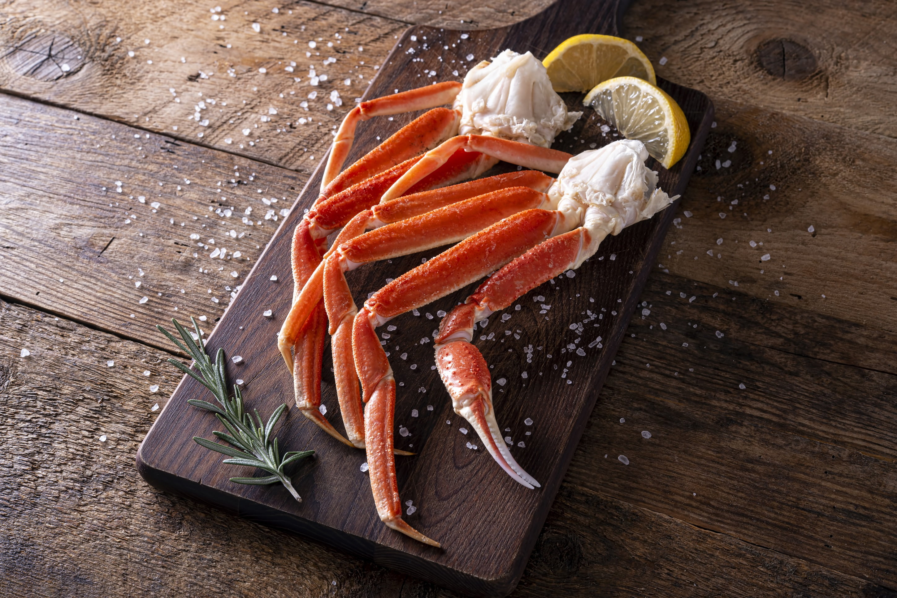 Fresh Snow Crab Seafood Clusters Tray (1lb, 3 Count, 20g Protein per Serving, Shellfish)