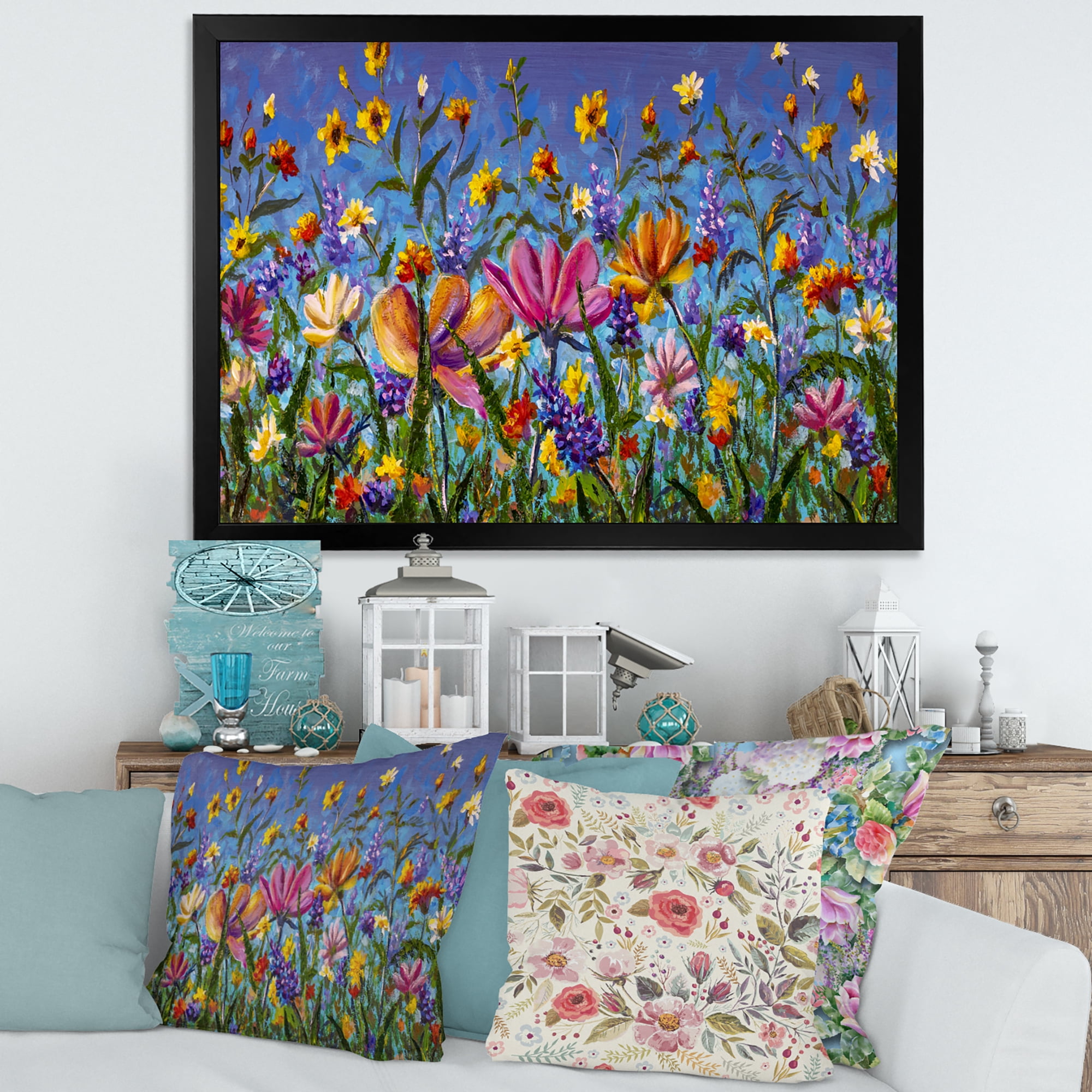 Designart 'Wildflowers and Daisies In Summer Garden Field I' Traditional Framed Art Print