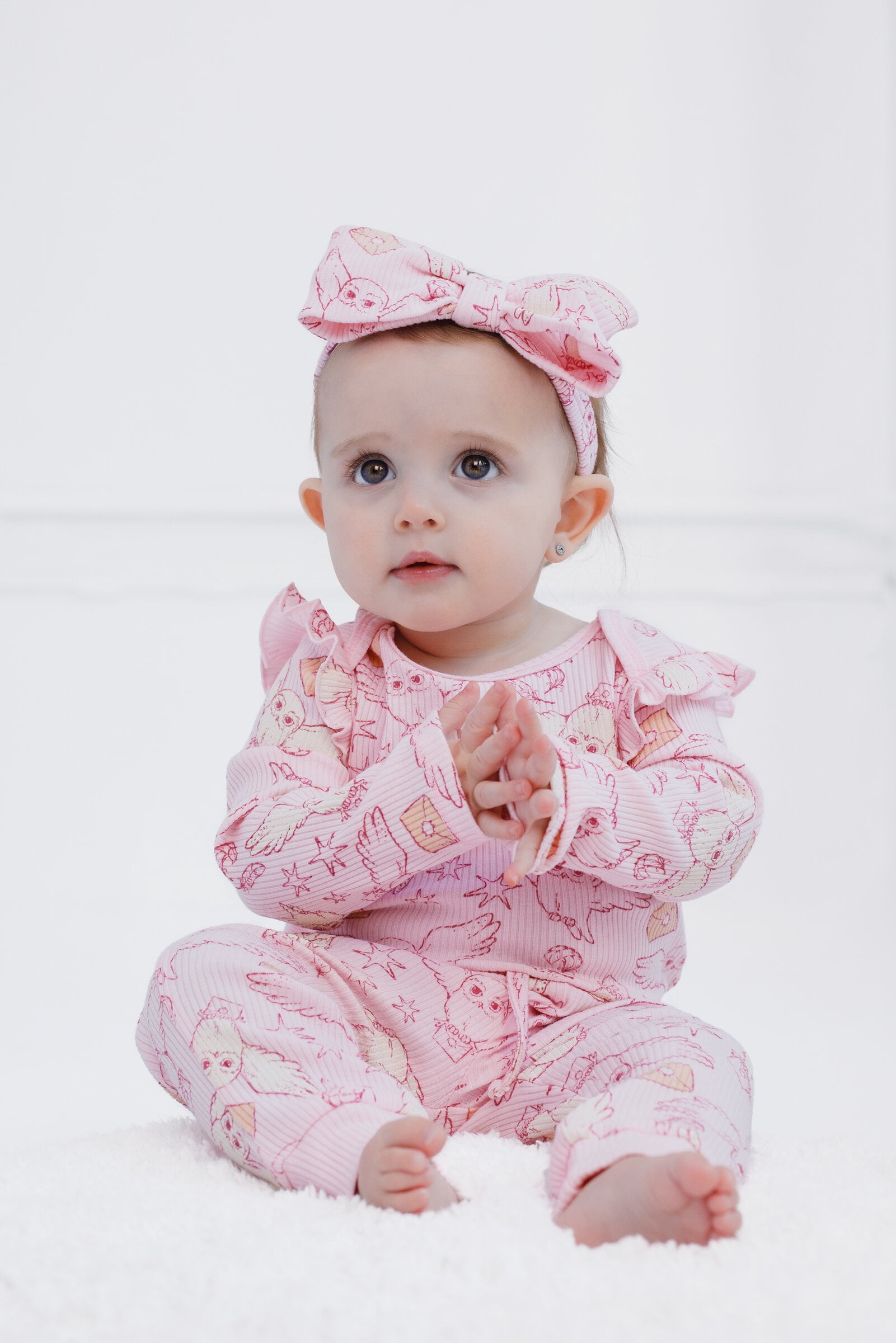 Harry Potter Hedwig Owl Ribbed Bodysuit, Jogger Pants and Headband 3 Piece Outfit Set Newborn to Infant