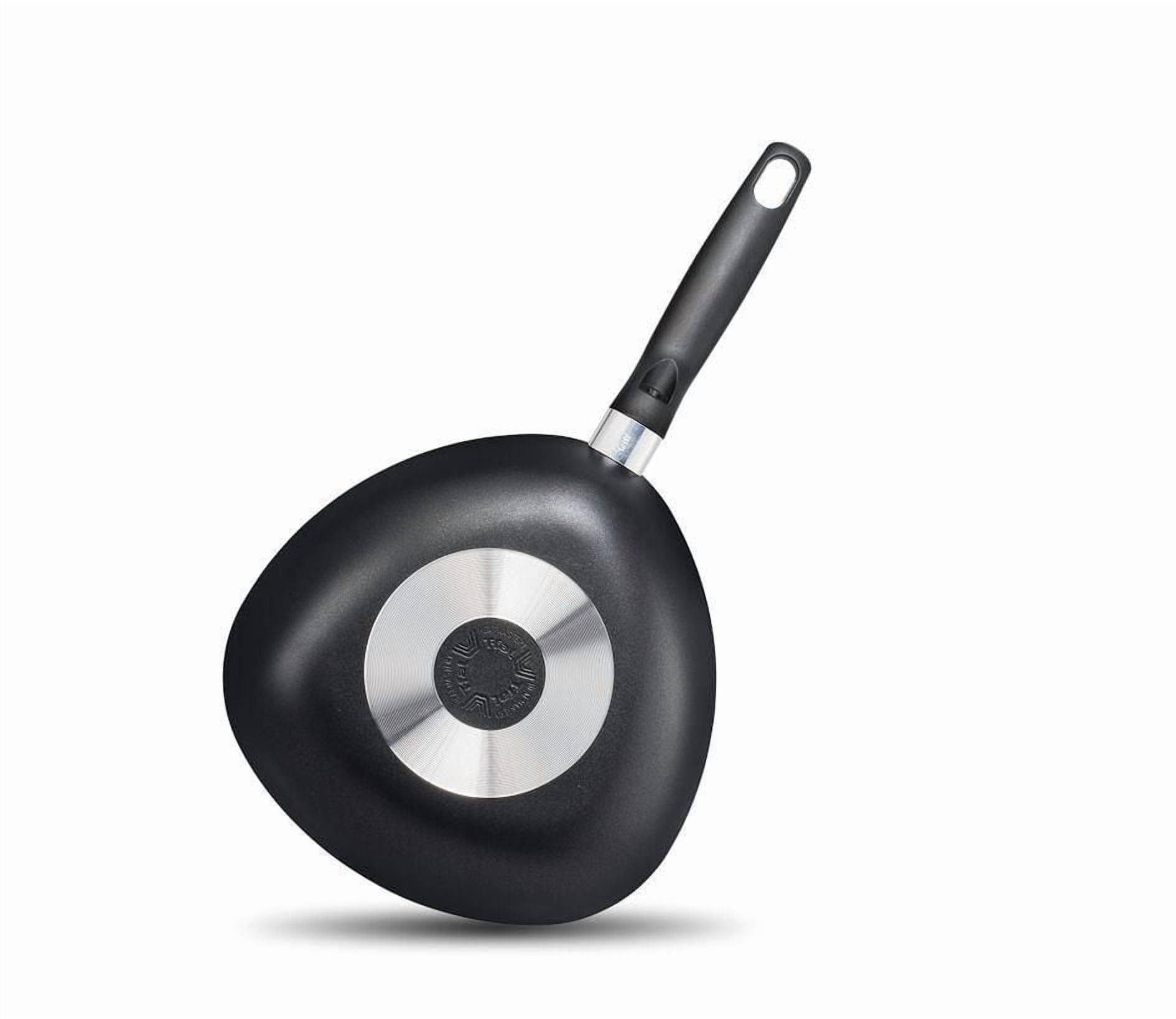 T-fal Essential 2.5qt/26cm Triangular Pan