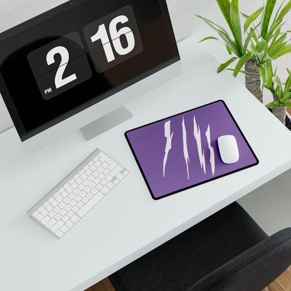 Effete Feline Claw Marks Scratch Desk Mats