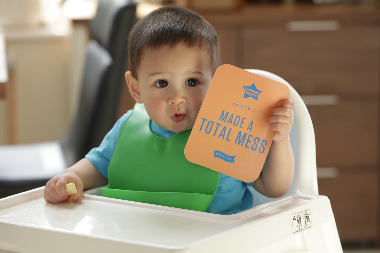 tommee tippee plastic bib