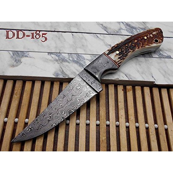 9 Inches long Damascus steel stag antler custom made hand forged hunting Knife deer horn scale full tang 4" blade cow hide leather sheath