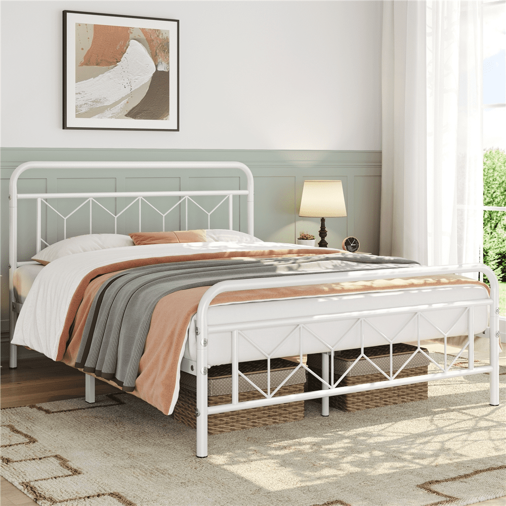 Yaheetech Vintage Metal Bed Frame with Diamond Pattern, Queen,White
