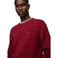 thumbnail image 3 of Jersey Tommy Hilfiger de punto trenzado para hombre, color rojo, talla M, 3 of 4