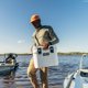 thumbnail image 3 of Cooler YETI Roadie 15 Hard con correa de doble uso, 15 L, azul, 3 of 7