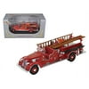 1939 Packard Fire Engine Truck Red 1/32 Diecast Model by Signature Models