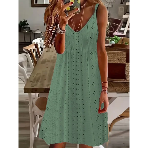 2025 Europe and the United States Plus Size Women's Summer New Cutout Jacquard V-Neck Strap Solid Color Dress