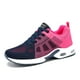 thumbnail image 1 of Zapatillas deportivas transpirables con amortiguación de aire para mujer, 1 of 5