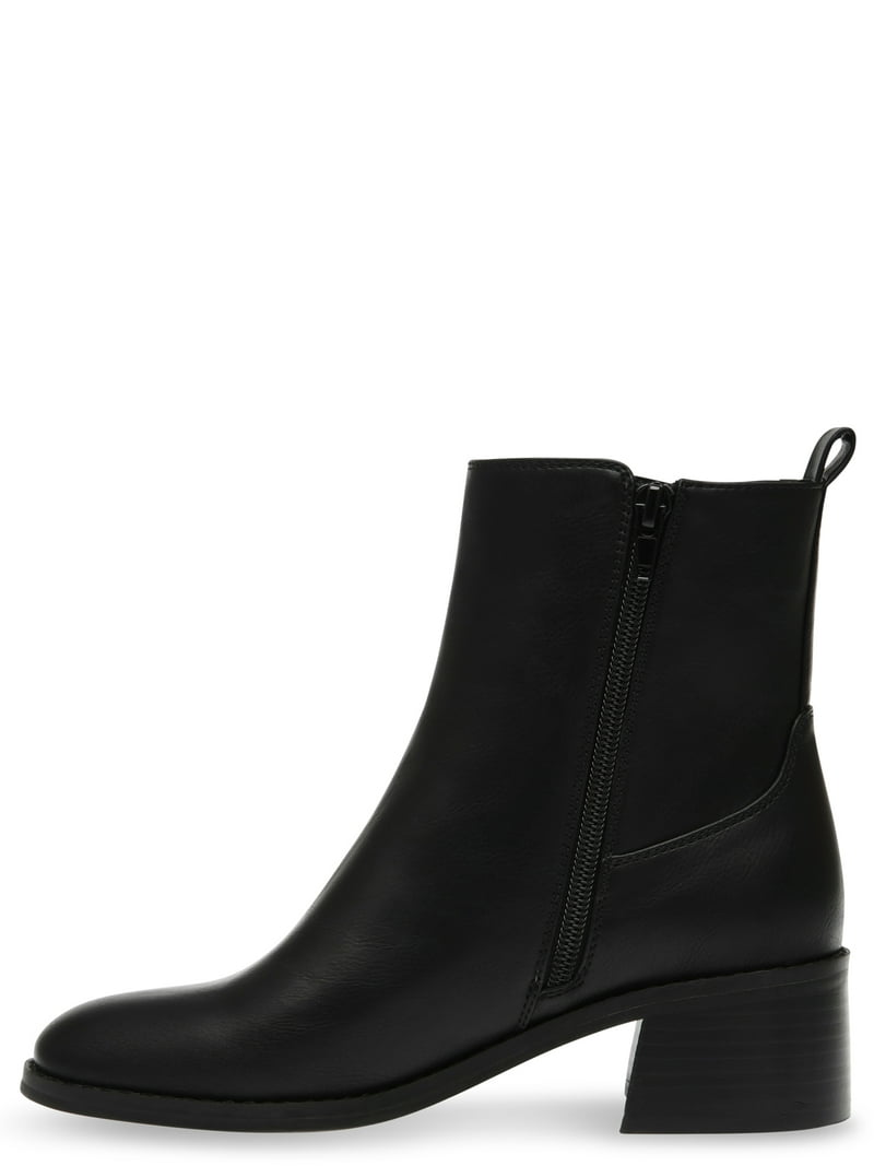 DV Dolce Vita Women's Delilah Block Heel Ankle Bootie