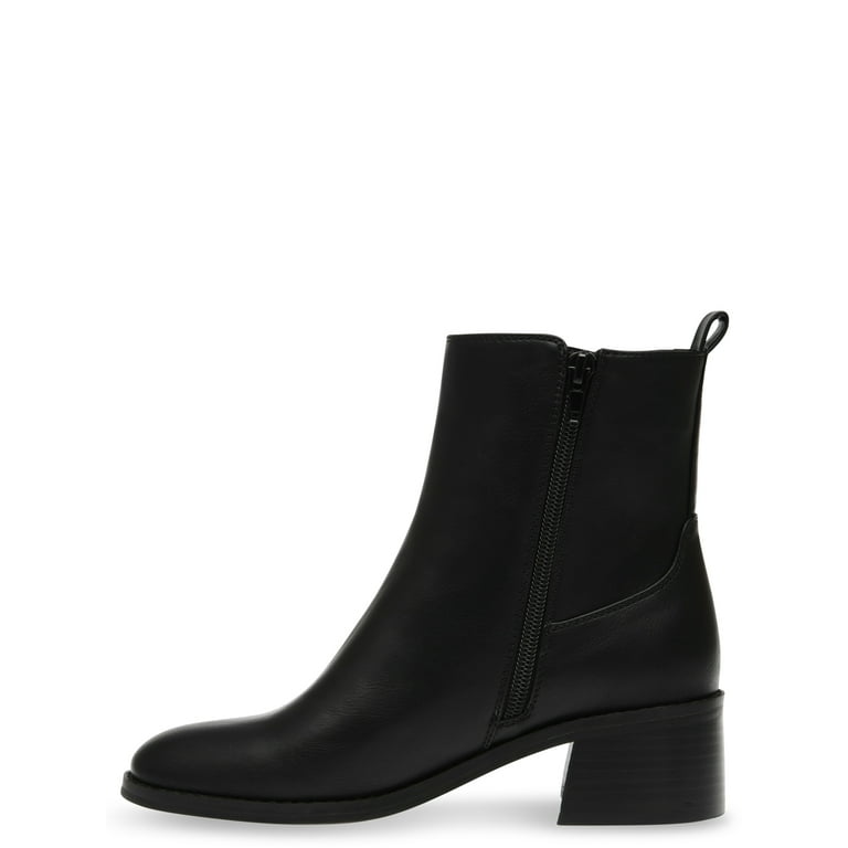 DV Dolce Vita Women s Delilah Block Heel Ankle Bootie
