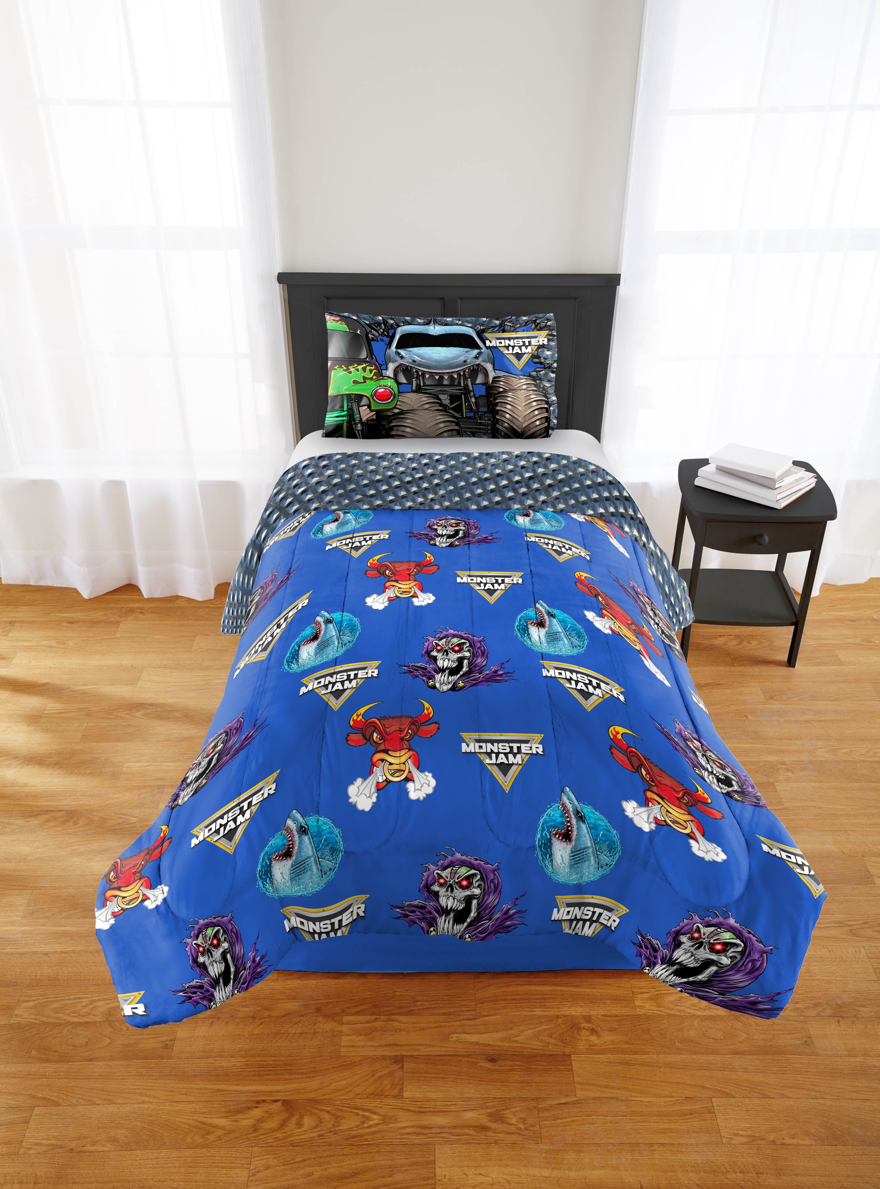 Monster Jam Smash & Mash Kids Multicolor 2 Piece Reversible Comforter and Pillowcase Bedding Set, Twin/Full
