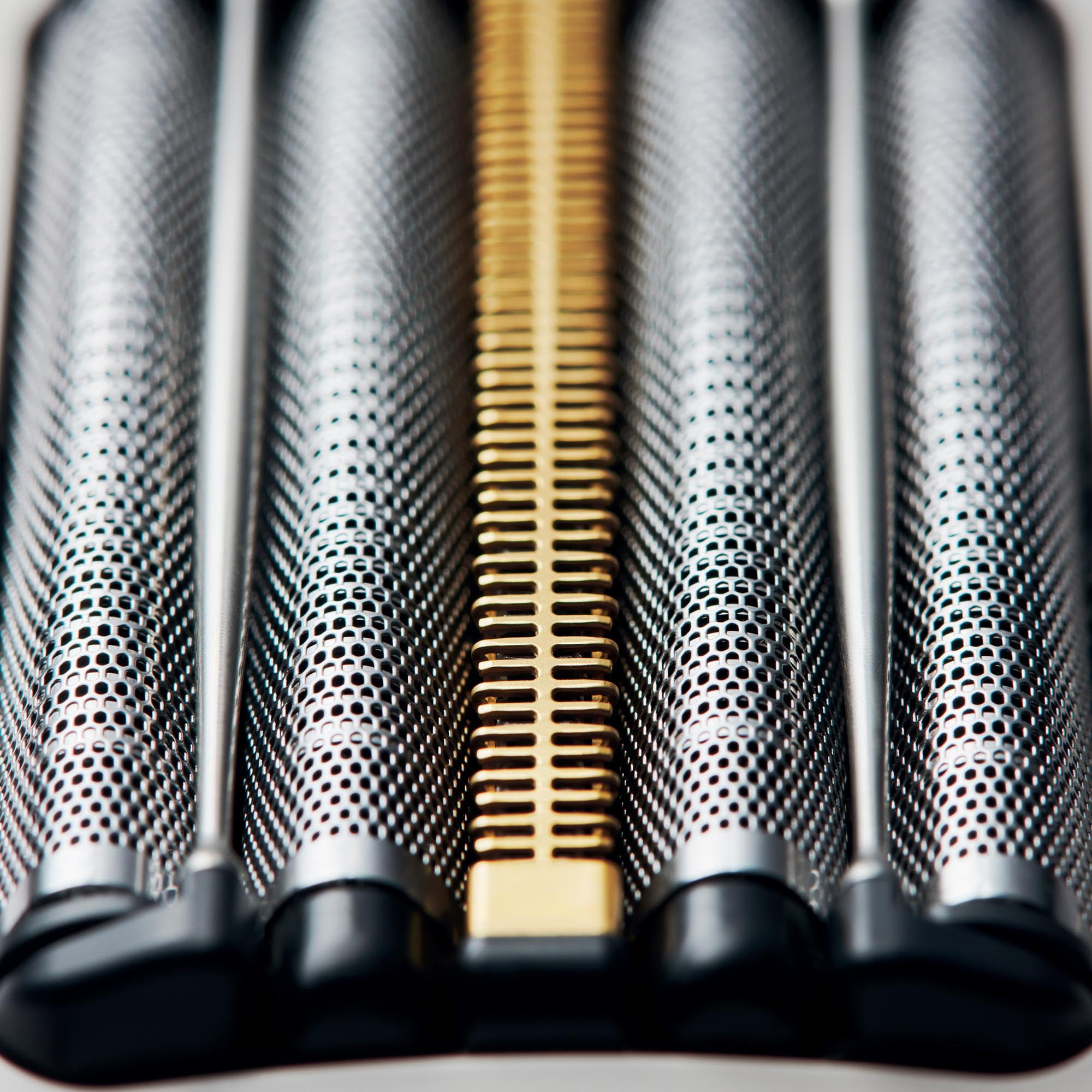 ARC5 PALM-Sized 5-Blade Electric Luxury Razor