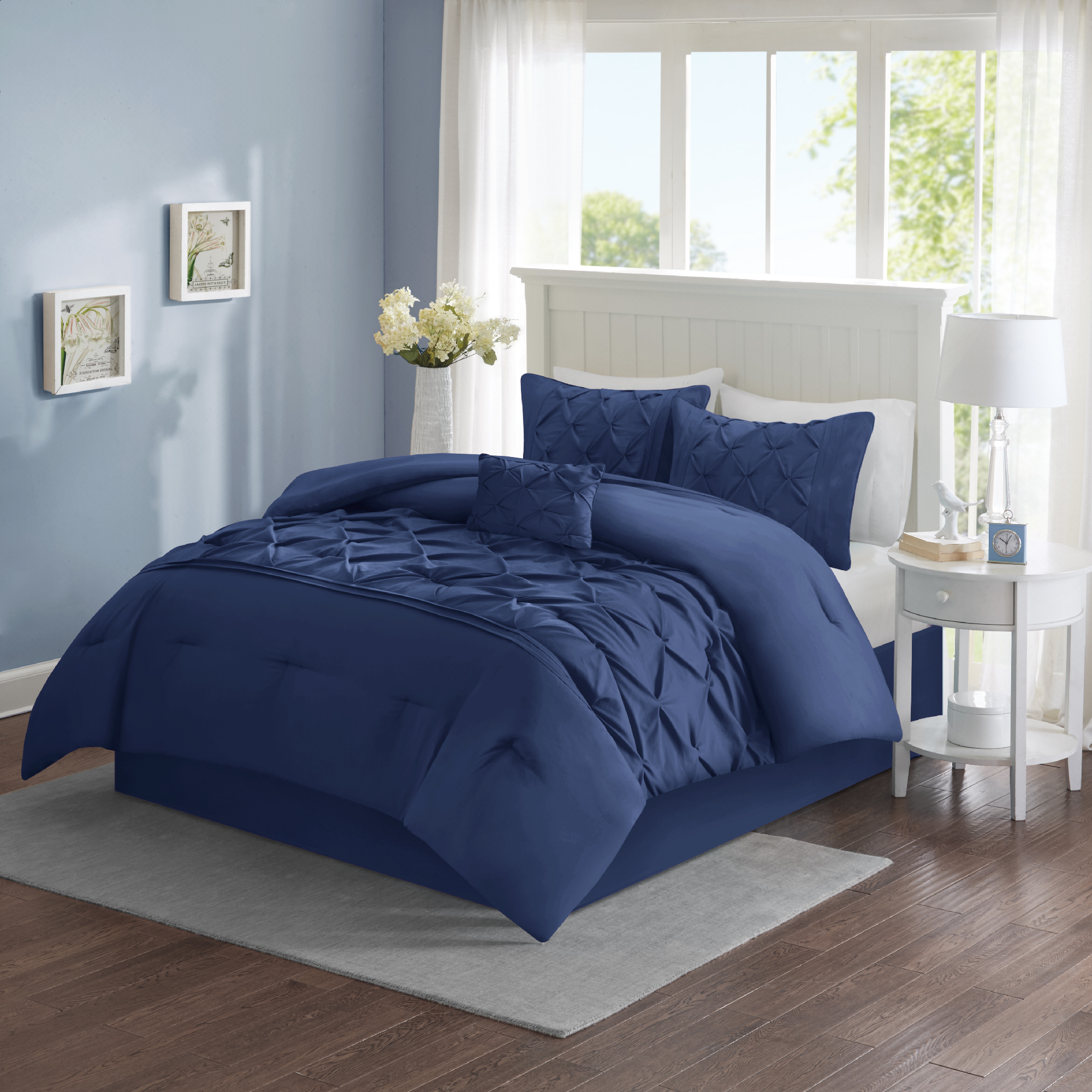 Comfort Spaces Cavoy 5 Piece Tufted Comforter Set, Queen, Navy