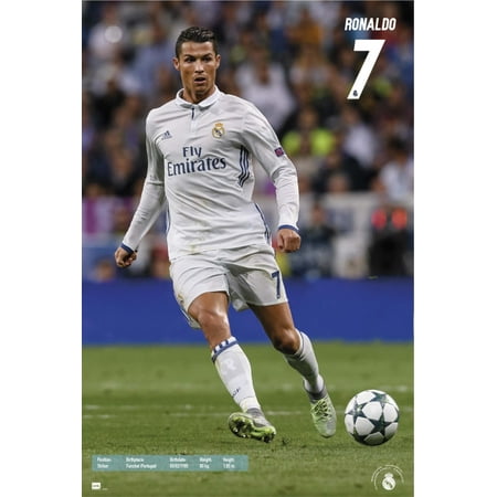 Cristiano Ronaldo Poster - Real Madrid 2016-2017 Ronaldo Action Poster Poster Print