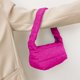 thumbnail image 2 of Bolso acolchado de nailon con asa superior para mujer, Bolso con cremallera para las axilas (rojo rosa), 2 of 6
