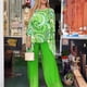 thumbnail image 2 of Conjunto de dos piezas de gasa con estampado para mujer, traje de cuello redondo, Mangas de murciélago, Top Irregular, pantalones de pierna ancha, informal, Verano, 2 of 5